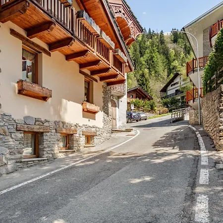 Chalé Apres-ski Center